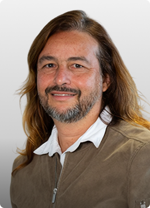 Prof. Tulio de Oliveira