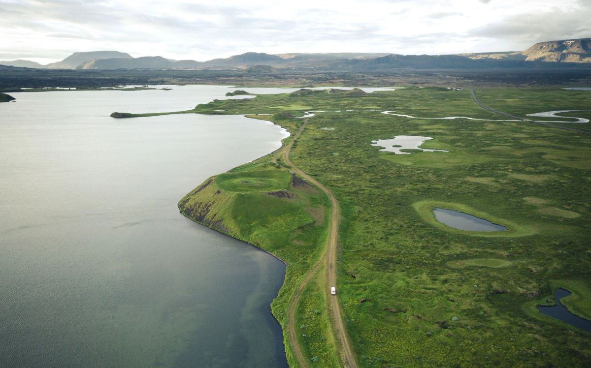Best Time to Visit Iceland: A Month-by-Month Guide