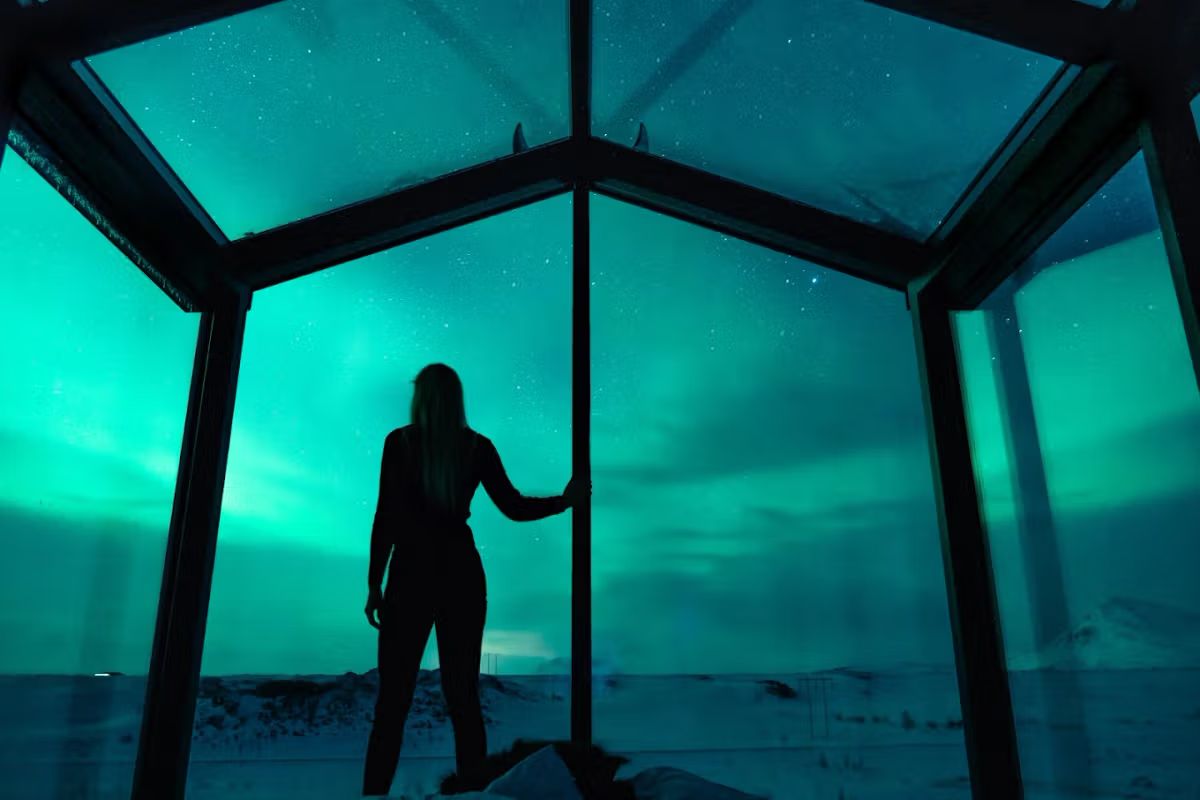 What Causes the Northern Lights (Aurora Borealis)?