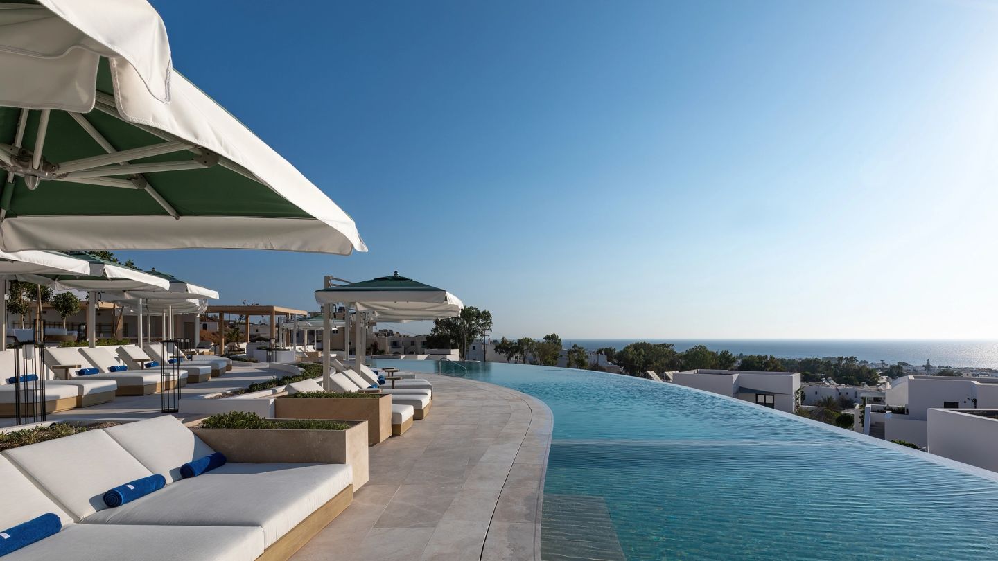 Sandblu Santorini offers elegance and exclusivity on the Aegean