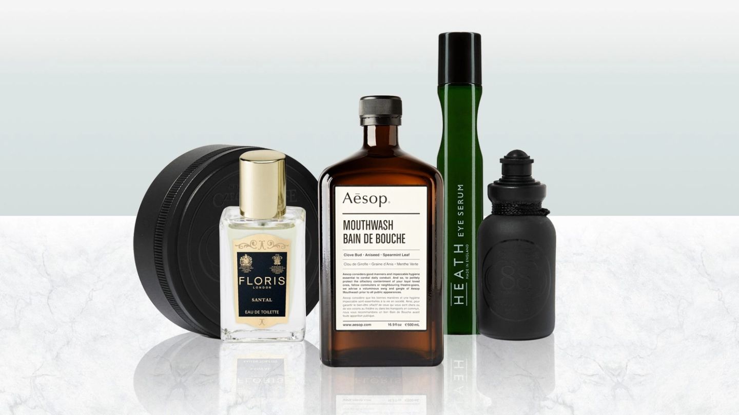 You should be packing these 5 essentials in your travel grooming kit