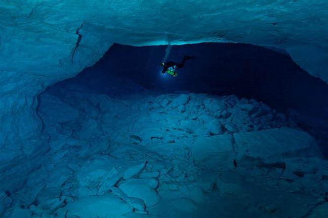 Cocklebiddy Cave Australia - TGJ