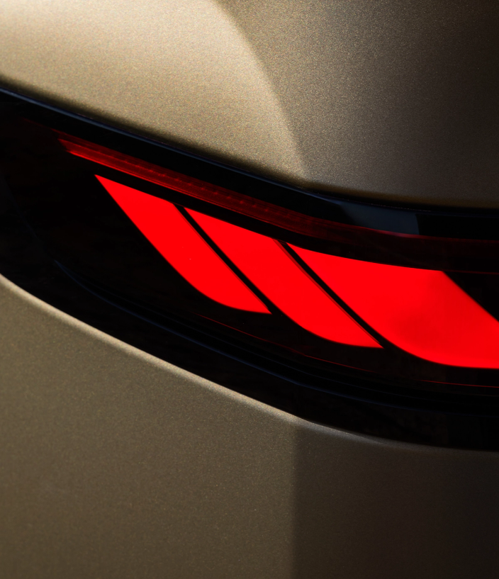 range rover sport sv 2024 tail light