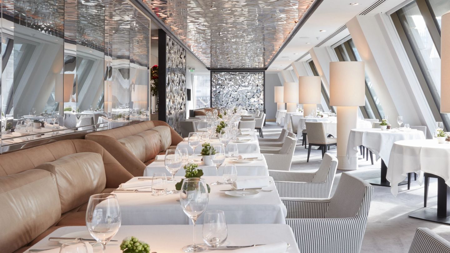 As a Clubhouse member, enjoy exclusive offers at the city’s finest restaurants