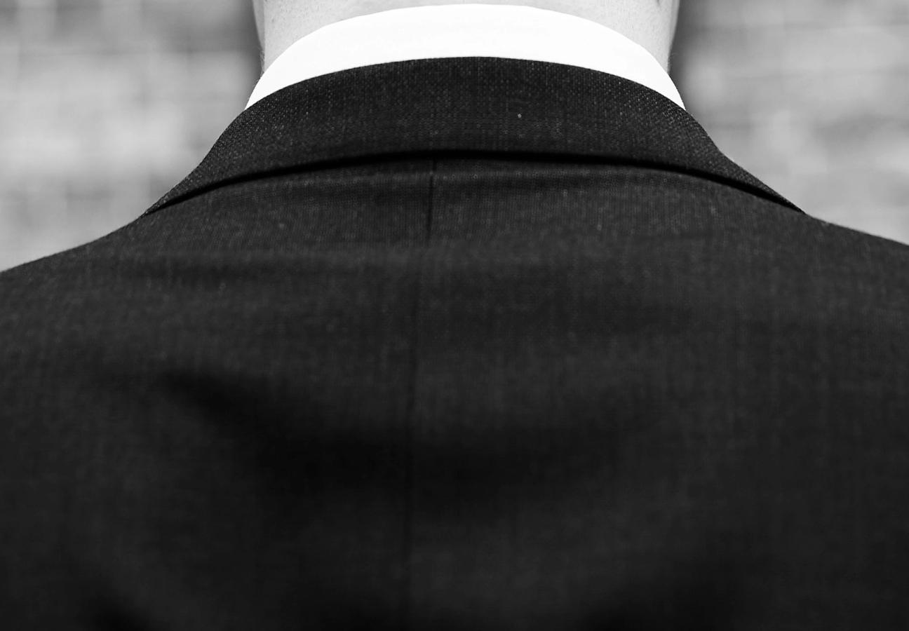 bodyguard dress code