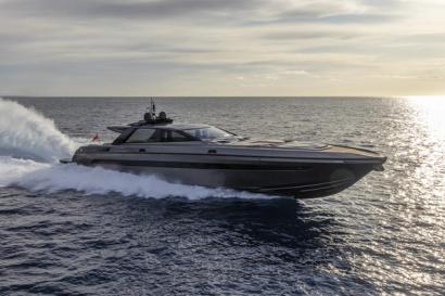 Otam’s 90 GTS yacht ‘Sexy Me’ exudes big boat energy