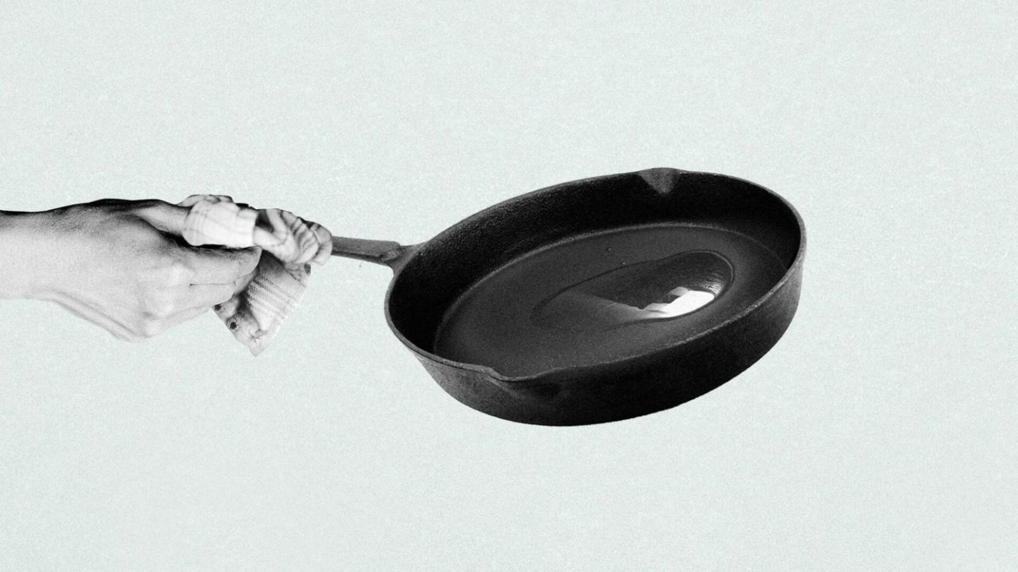Here’s how to properly season your cast iron skillet