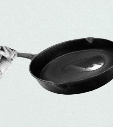 Here’s how to properly season your cast iron skillet
