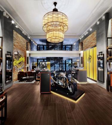 The new Breitling Townhouse is too cool for its own good