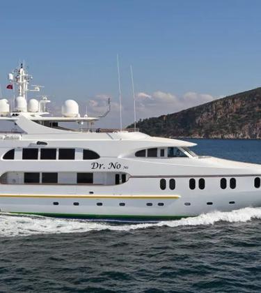 Yacht of the week: Dr. No No