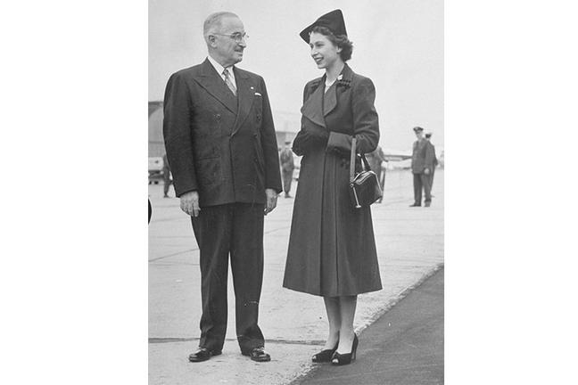 1951. Elizabeth with Harry S. Truman (George Skadding - The LIFE picture collection)