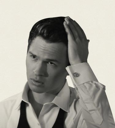 Nine undisputable signs you are a very handsome gentleman