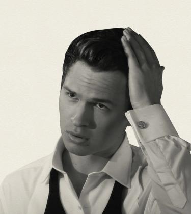 Nine undisputable signs you are a very handsome gentleman