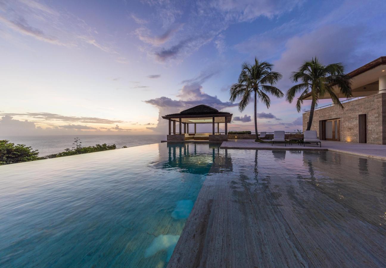 Hummingbird Villa on Mustique Island