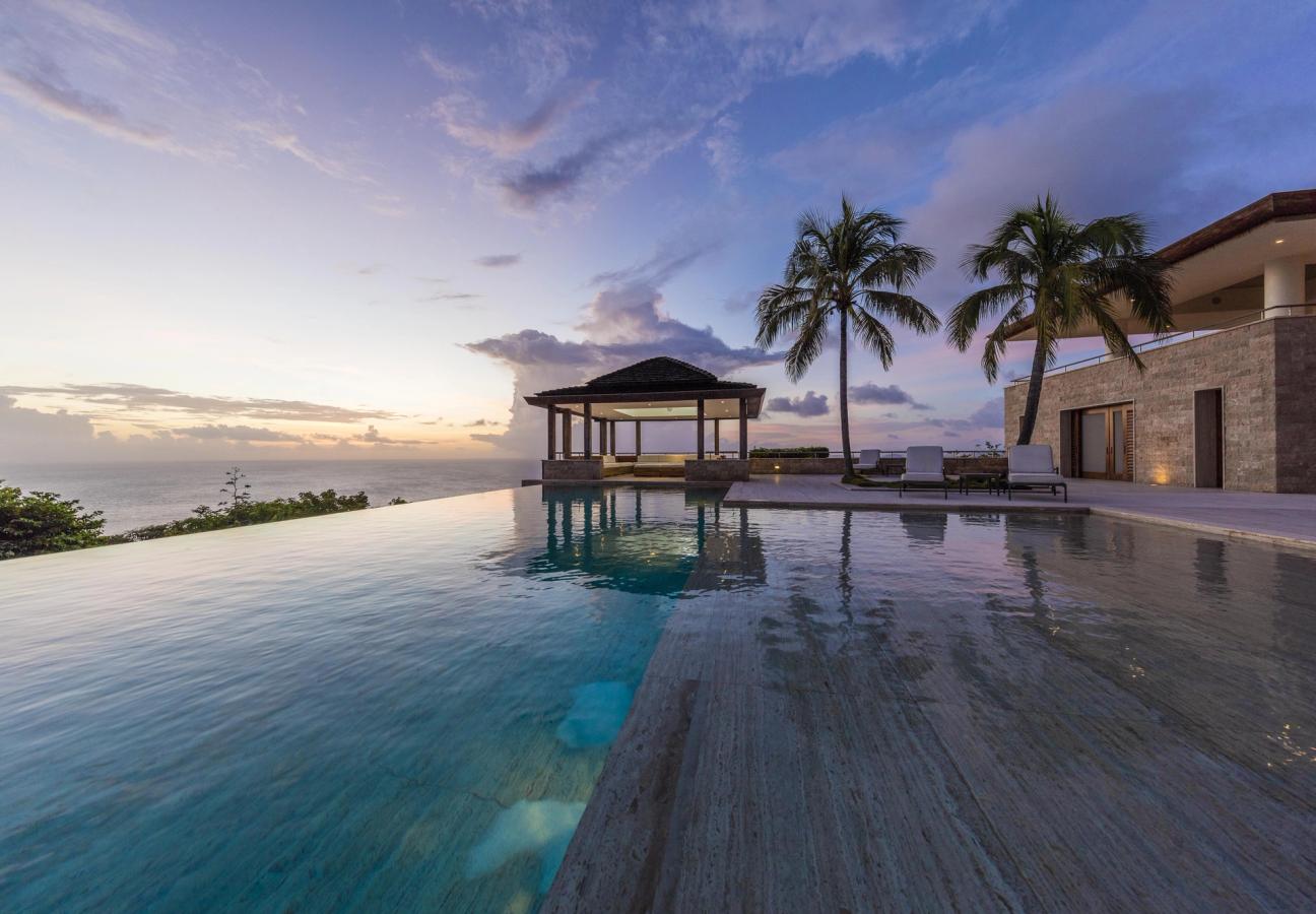 Hummingbird Villa on Mustique Island