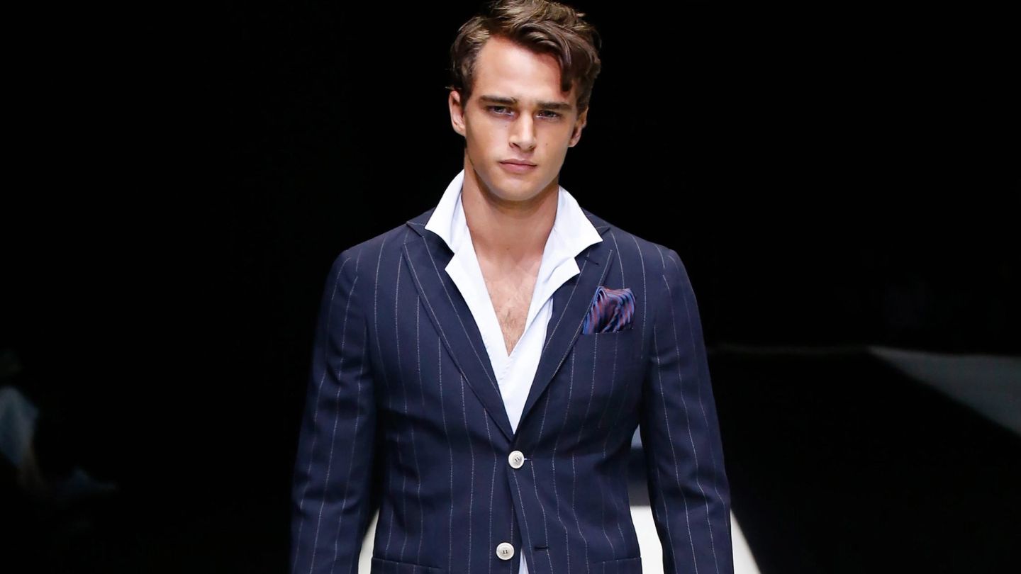 Giorgio Armani’s SS18 collection is simple yet sophisticated