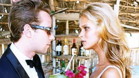 10 things your girlfriend wants you to do at summer parties