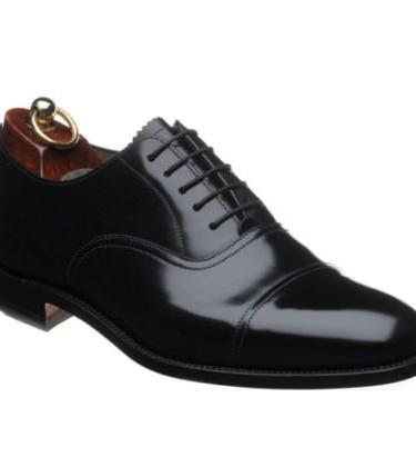 Wardrobe Essential: The Dress Shoe