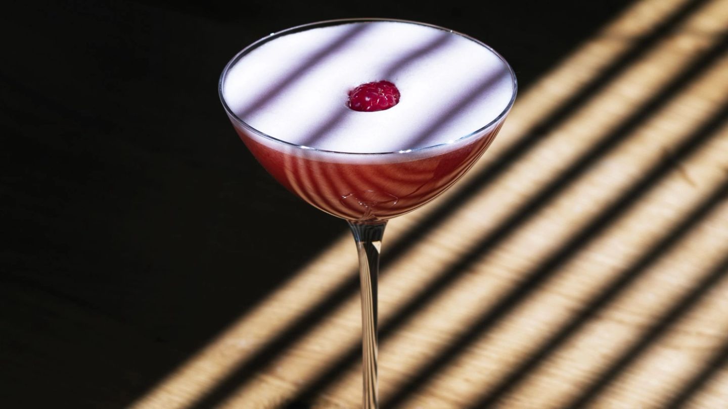 Cocktail of the Week: KOL’s Mezcal Clover Club