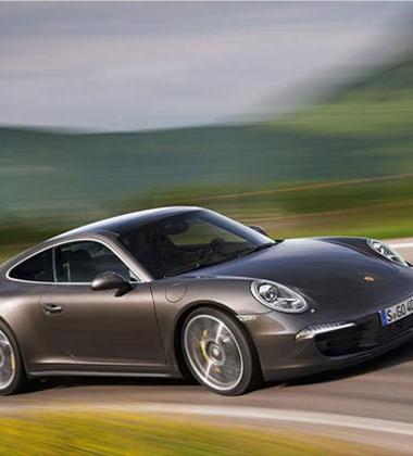 We Like – The New Porsche 911 Carrera 4