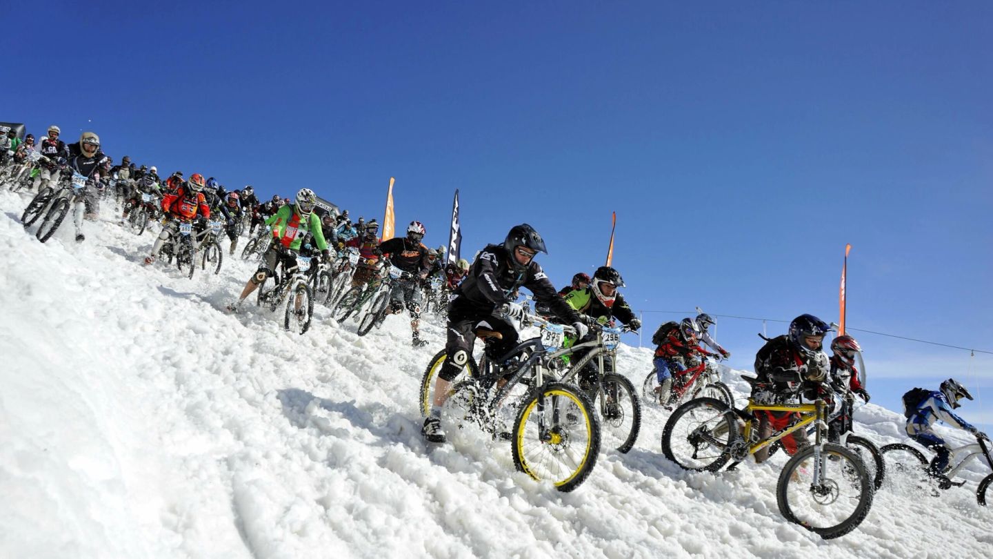 5 most extreme sports holidays