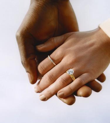 How to choose the best diamond engagement ring