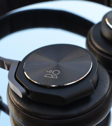 3 headphones that will make your commute better