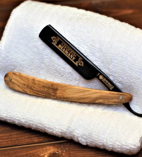 These are the best straight razors (for the closest shave of your life)