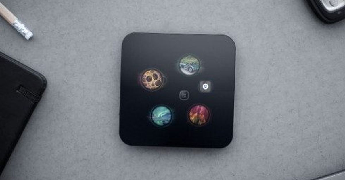 The Solu Cloud: the world's smallest portable computer | The Gentleman ...