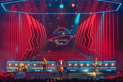 How Glass Animals' galactic-inspired tour was brought to life