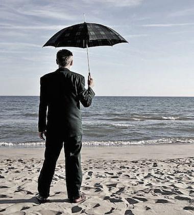 BUSINESS – 7 TIPS TO HELP YOU GET A LIFE