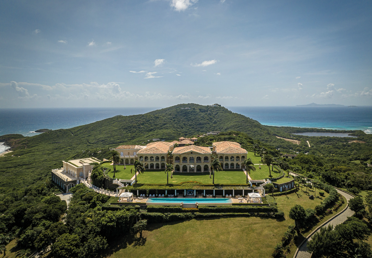 Villa located on the hilltop in Mustique