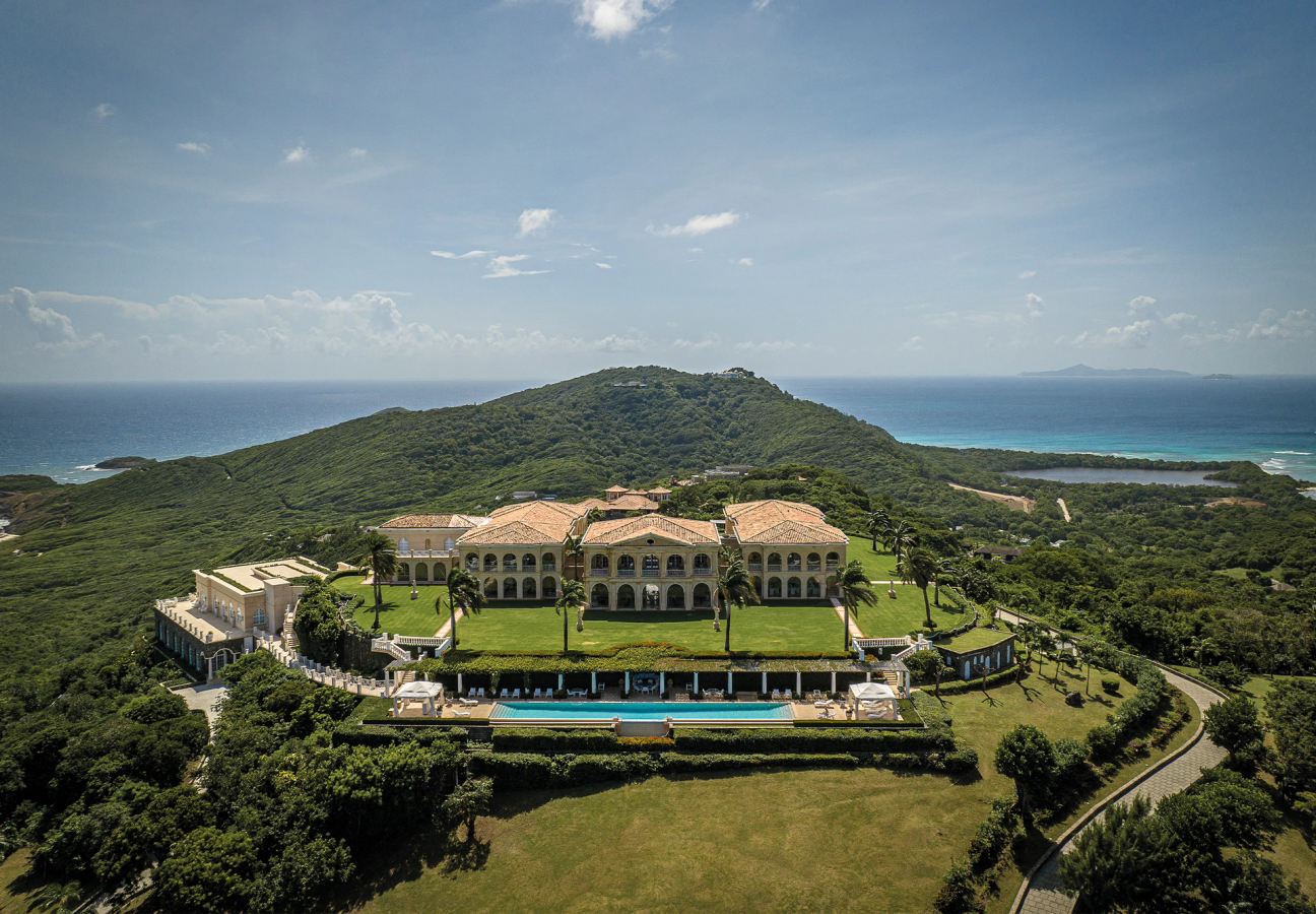 Villa located on the hilltop in Mustique