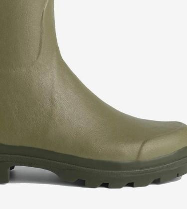 The Pick: The iconic jersey-lined boot for country living