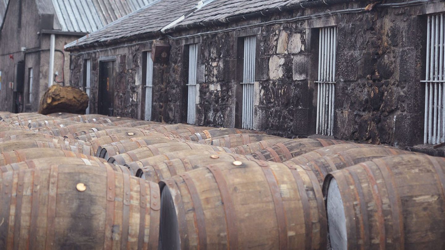Here’s why you should be buying your whisky by the cask