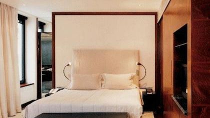 Travel – The Halkin