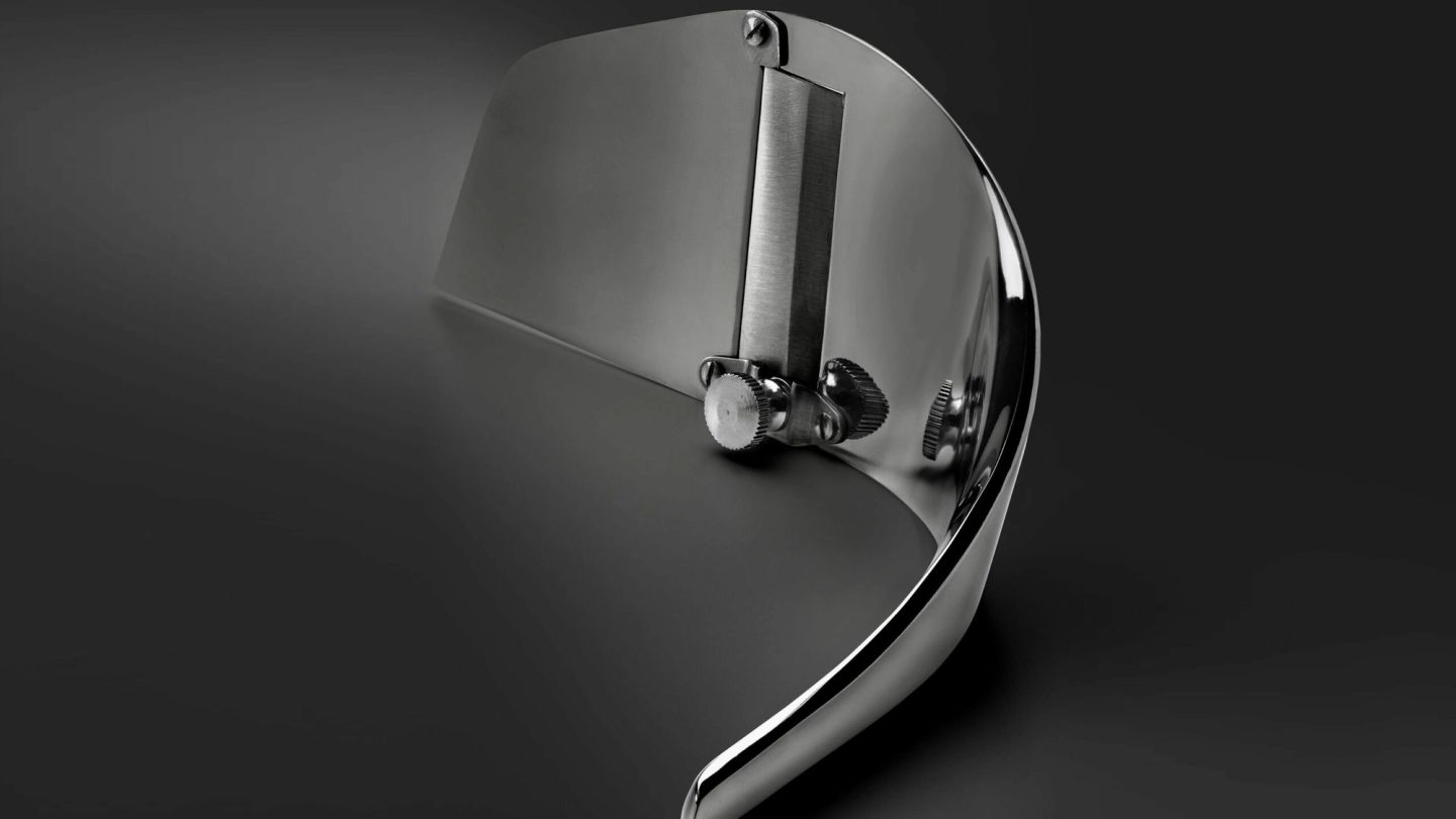 Wishlist: Truffle Slicer, Military Type Watch and Invictus Yacht