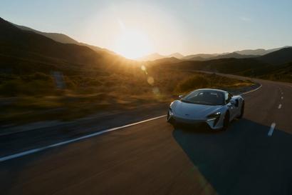 Car of the Week: McLaren Artura Coupé
