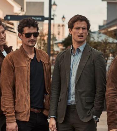 Gentlemen On The Road