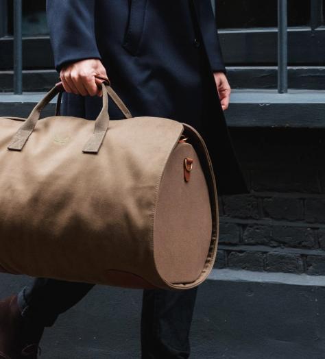 We don’t go anywhere without a Bennett Winch suit carrier holdall. Neither should you.