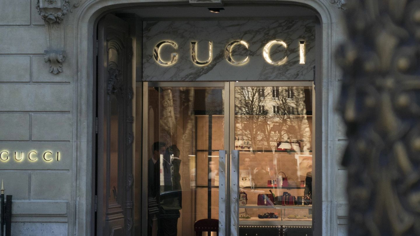 Post-pandemic, the fake clothing business is soaring. Here’s what to know