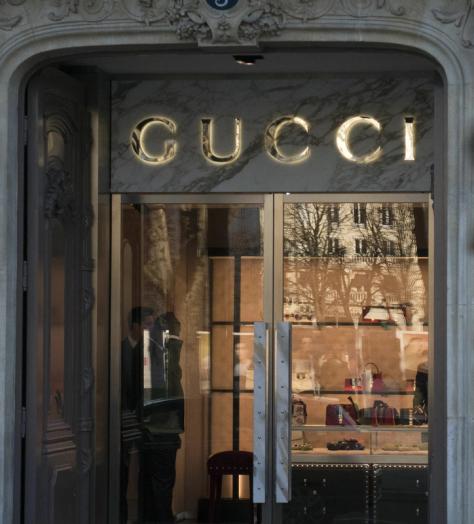 Post-pandemic, the fake clothing business is soaring. Here’s what to know
