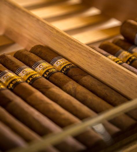 Cigar Lounges in NYC