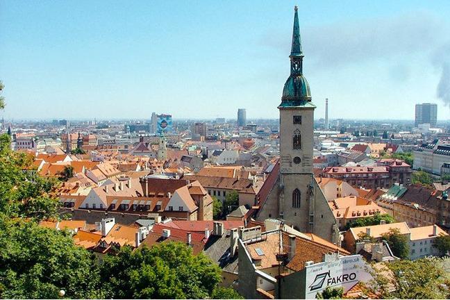 Bratislava_old_town_from_castle_hill