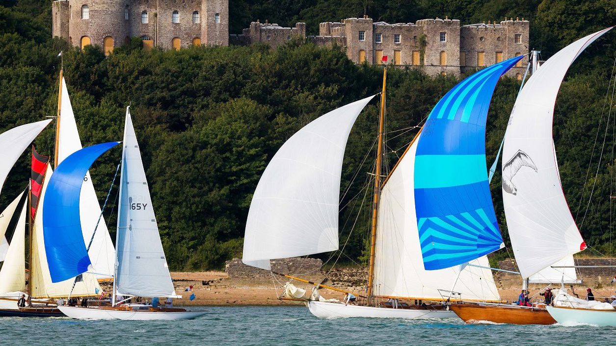 Gentleman’s Journal sail away to Cowes for a Panerai Classic Week Long Lunch