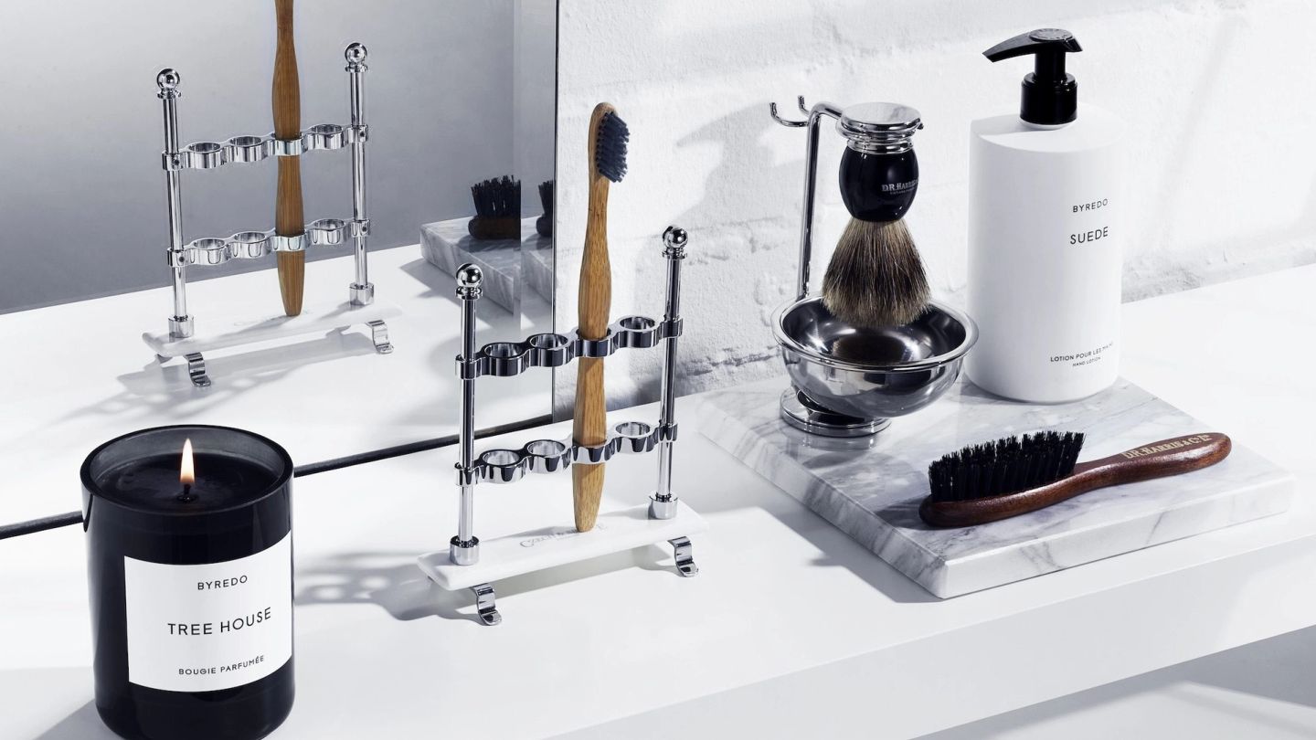 The ultimate guide to the gentleman’s bathroom cabinet