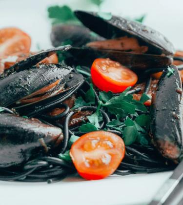 Here’s how to cook mussels at home, according to Kricket’s Will Bowlby