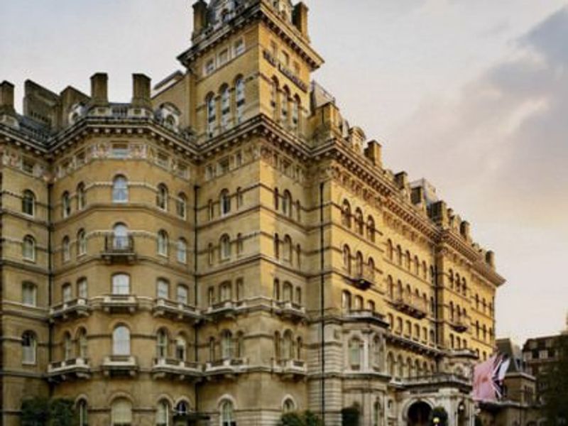 harga hotel di langham