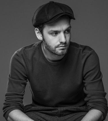 Jonathan Daniel Pryce of GarconJon