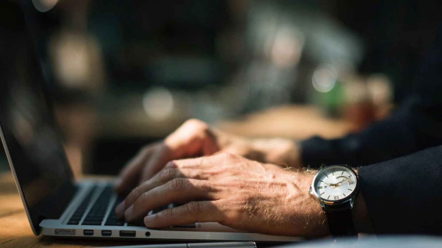 How to write the perfect business email